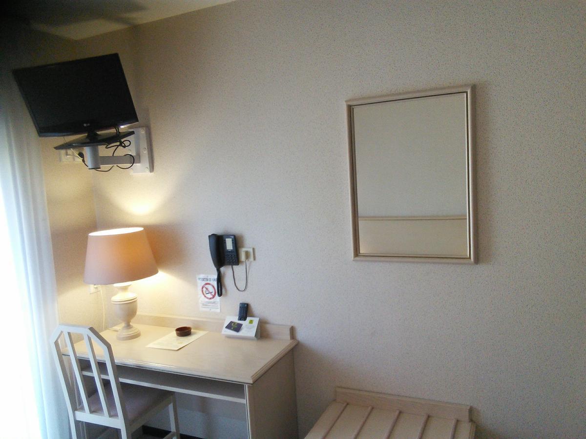 Hotel Du Commerce Tronget 외부 사진